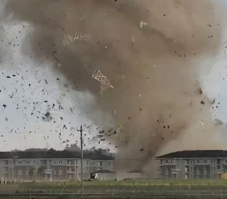 Tornado Warning in Lexington, KY